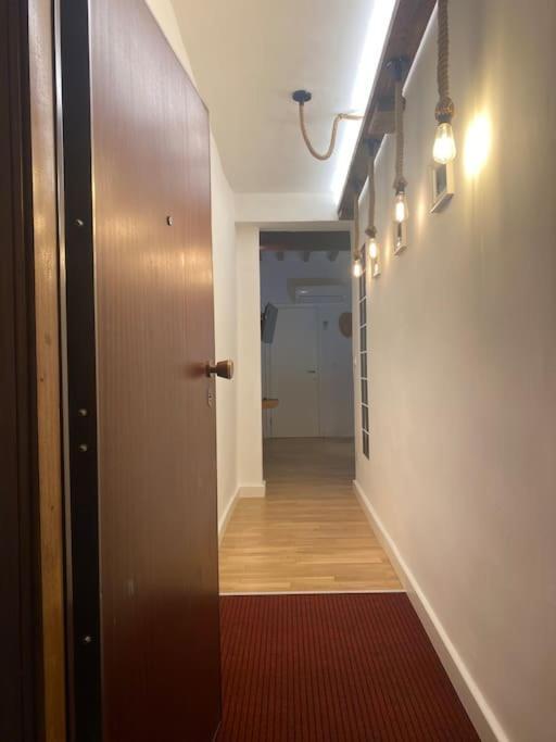 San Lorenzo Apartment In Red Floransa Dış mekan fotoğraf