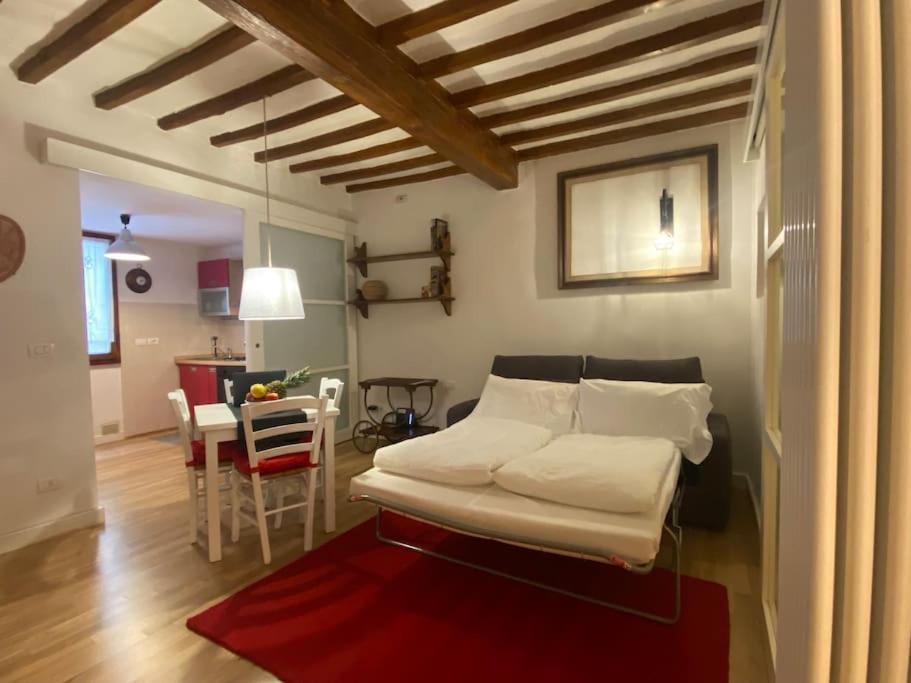 San Lorenzo Apartment In Red Floransa Dış mekan fotoğraf